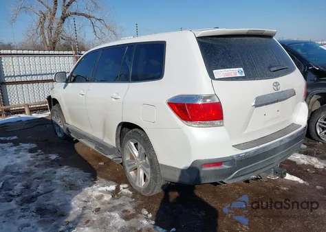 2011 Toyota Highlander Base V6 from USA, damaged, VIN 5TDZK3EH1BS033154